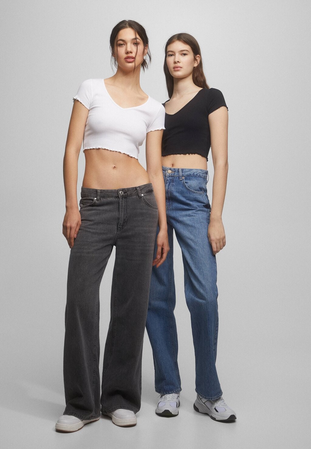 

Базовая футболка PULL&BEAR, черный
