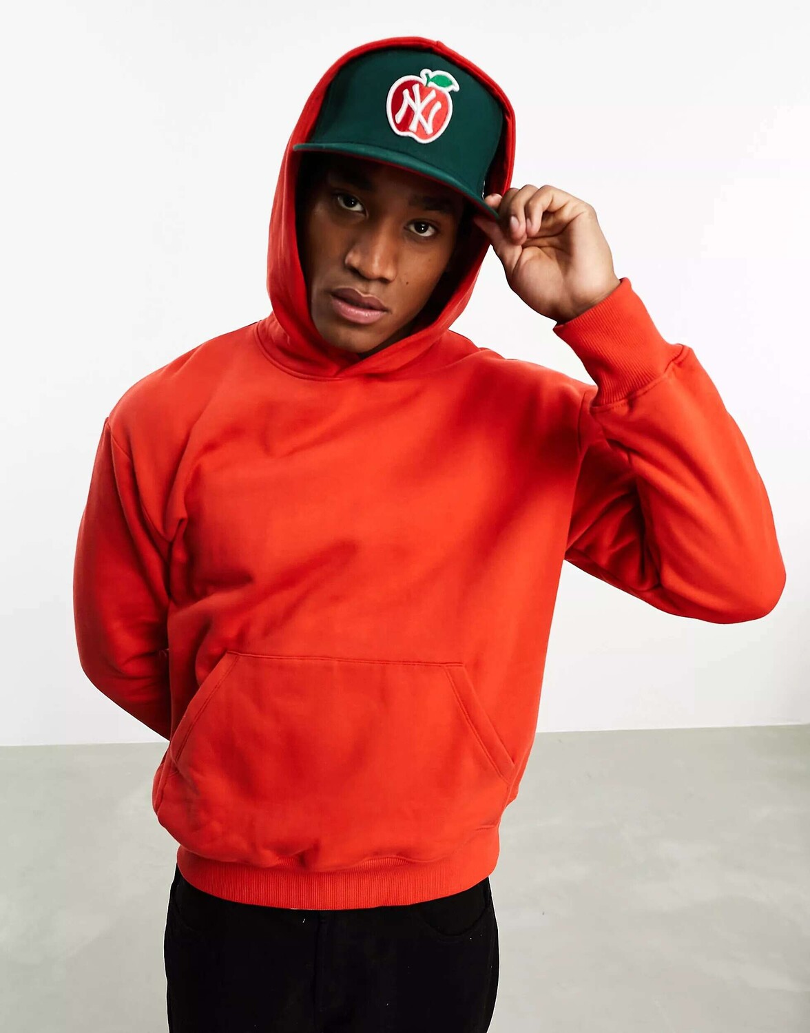 

Красная объемная худи ASOS, Красный