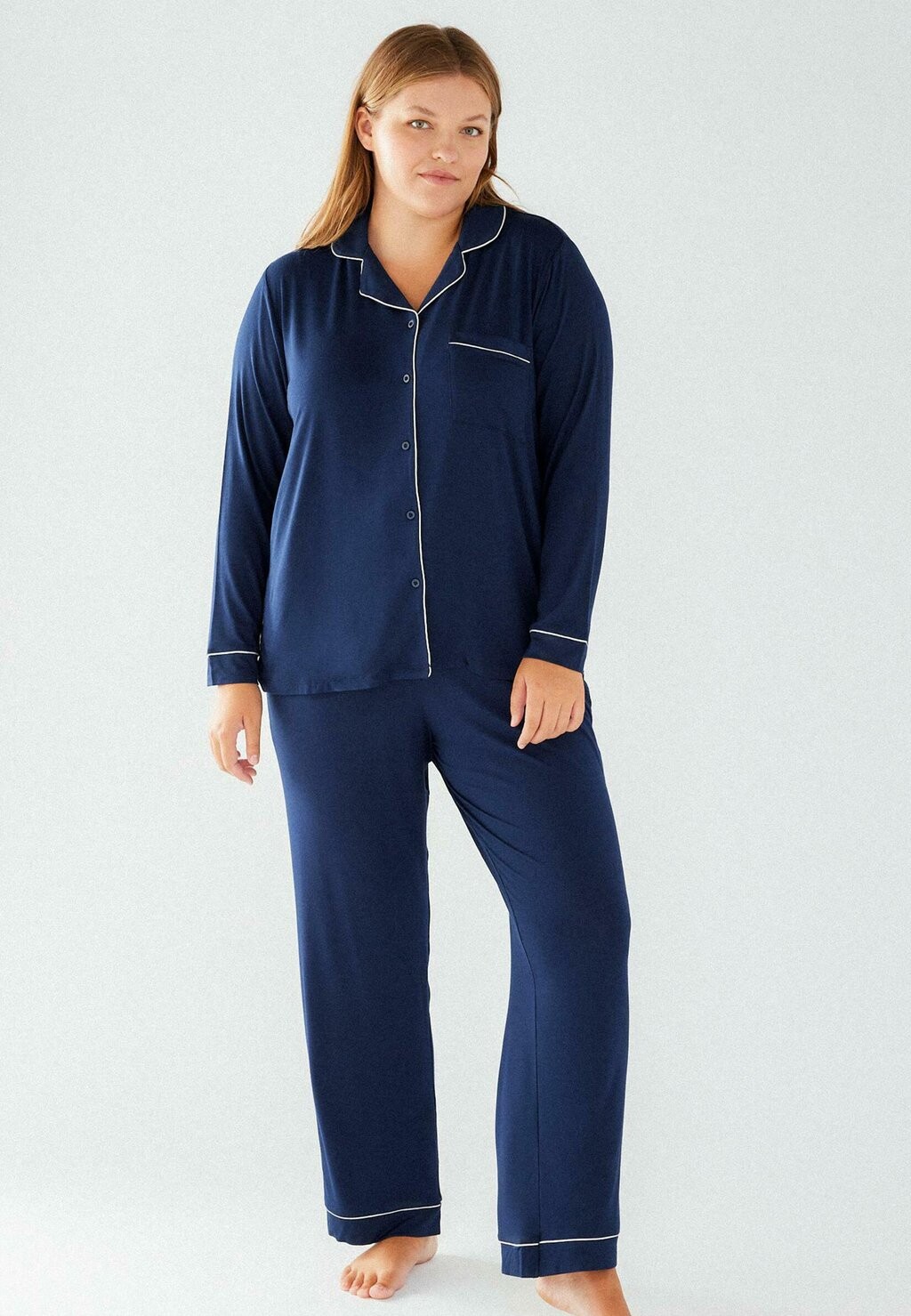 

Пижамный комплект CURVE BUTTON UP SET Chelsea Peers, темно-синий