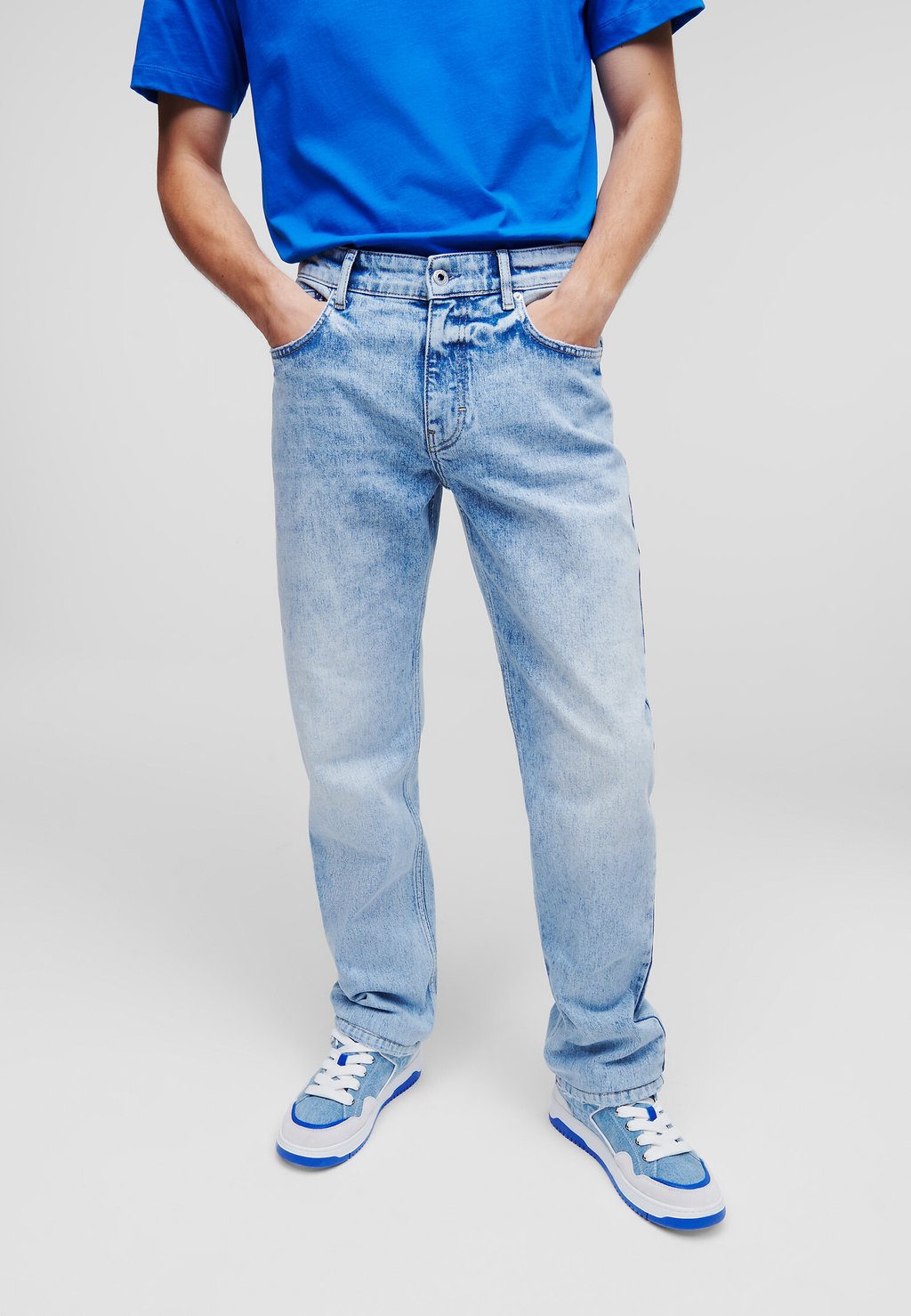 Джинсы-сигареты Karl Lagerfeld, j145 визуально светло-голубые джинсы сигареты koroshi светло голубые