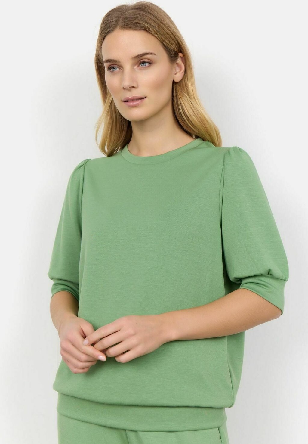 

Футболка базовая BANU Soyaconcept, цвет green