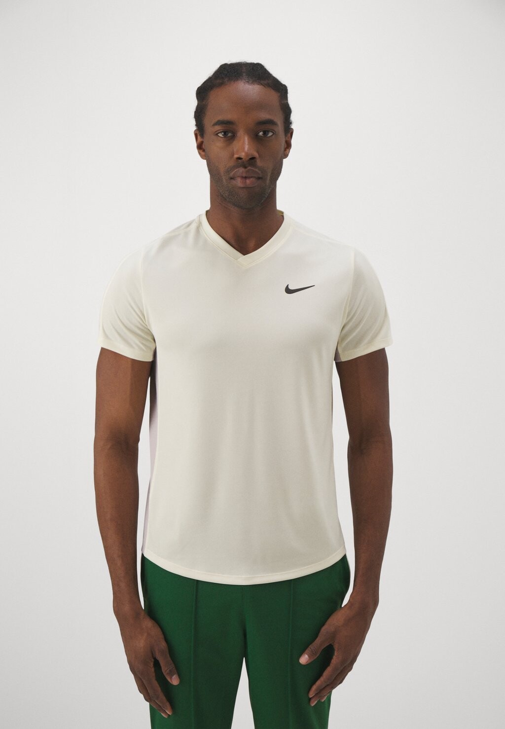 

Спортивная футболка Ct Df Vctry Nike, цвет coconut milk/platinum violet