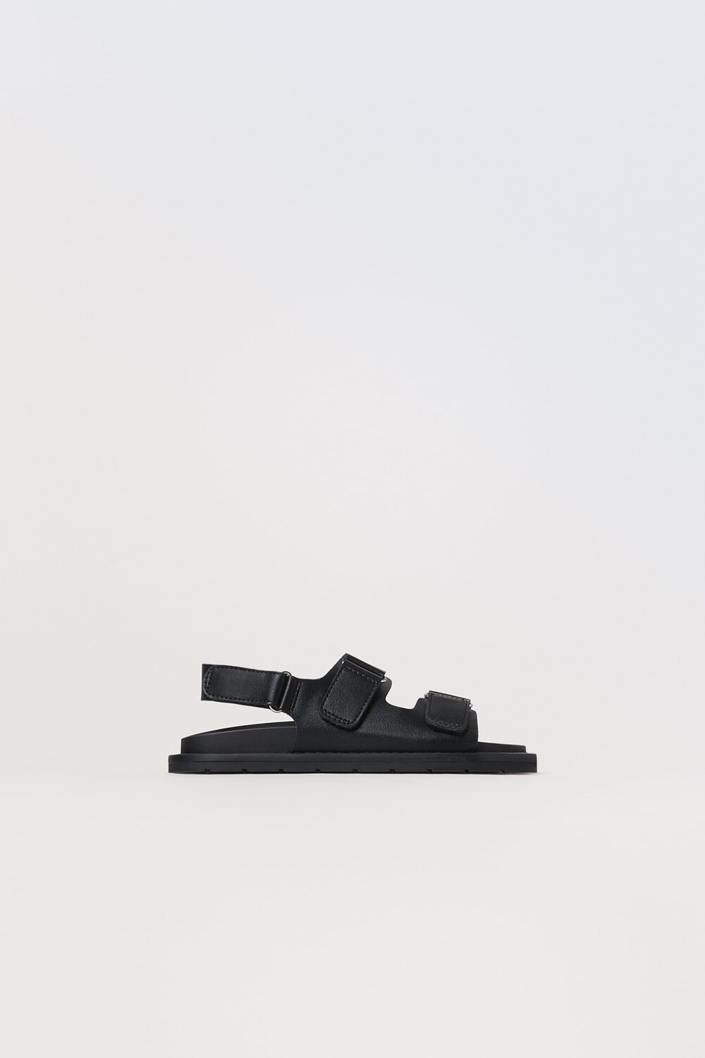 

Сандалии с ремнями Zara, черный
