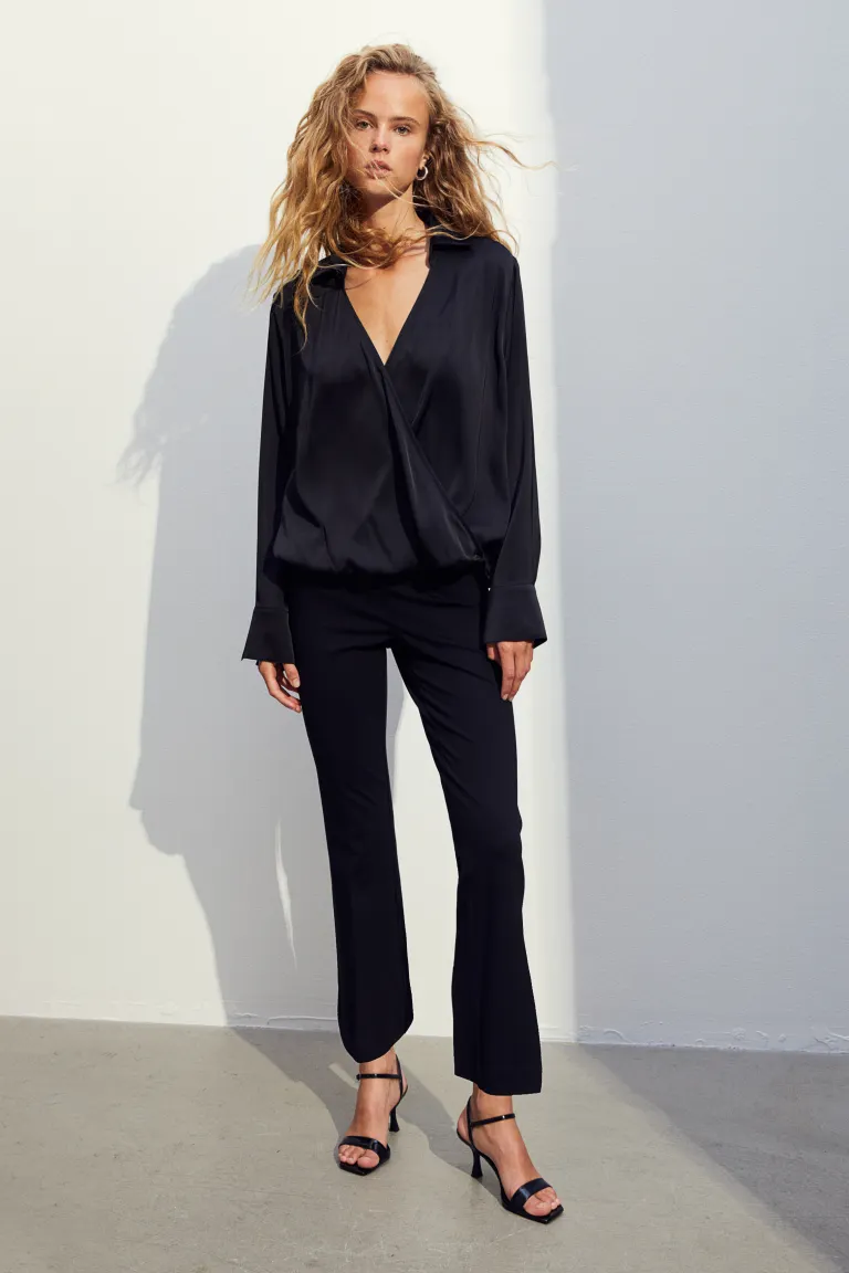 

Блузка из атласа с трансфером H&M, черный