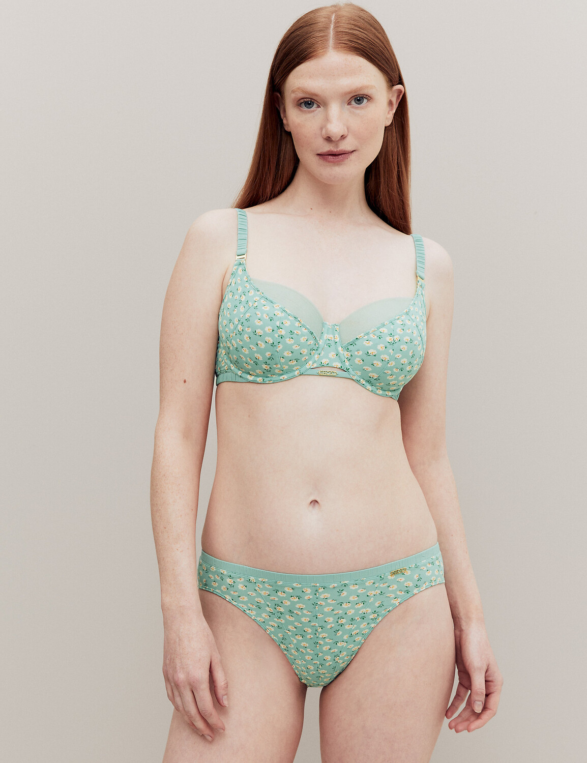 

Высокие трусики с цветочным принтом Marks & Spencer, зеленый микс