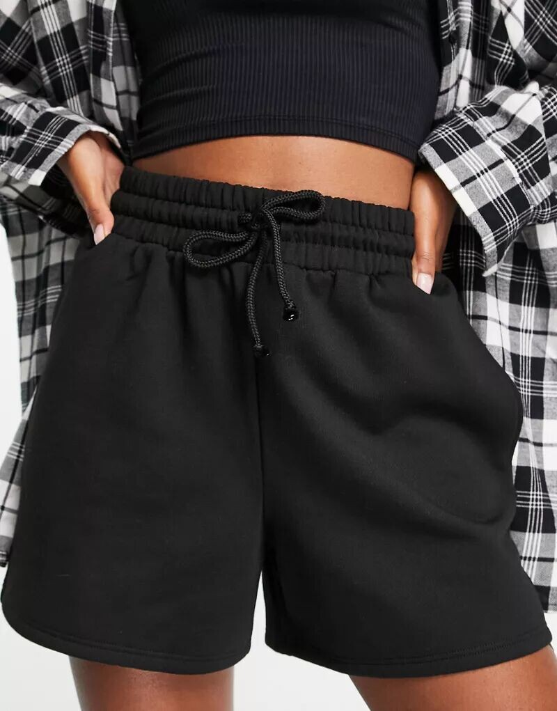 

Черные спортивные шорты Topshop