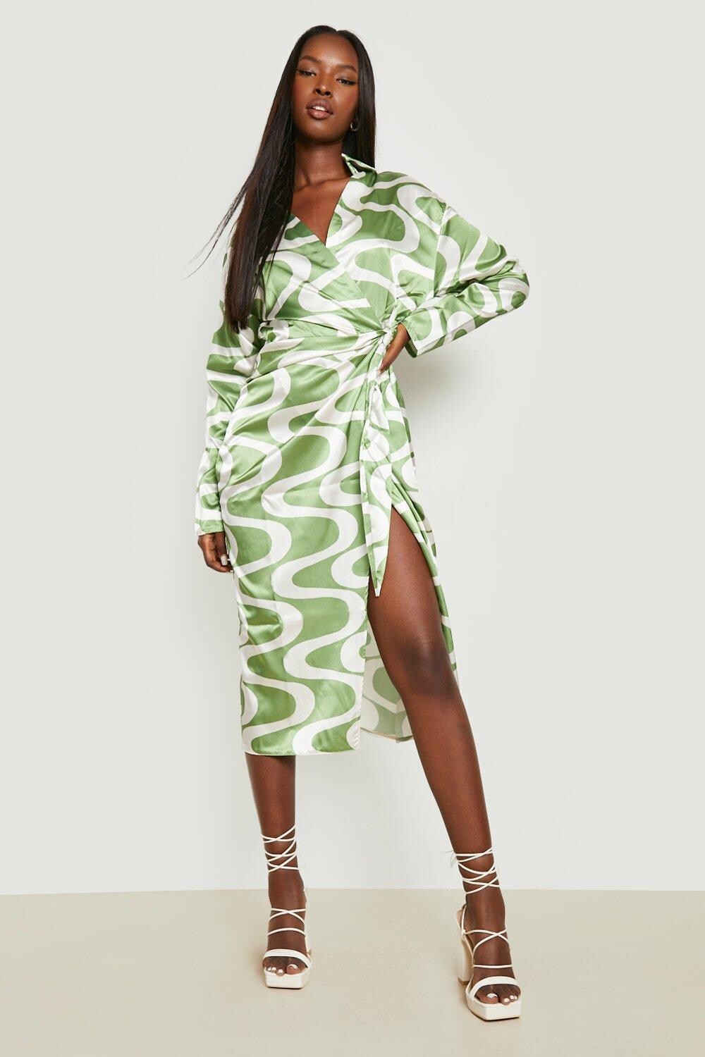 

Платье миди с запахом и волнами Boohoo, зеленый