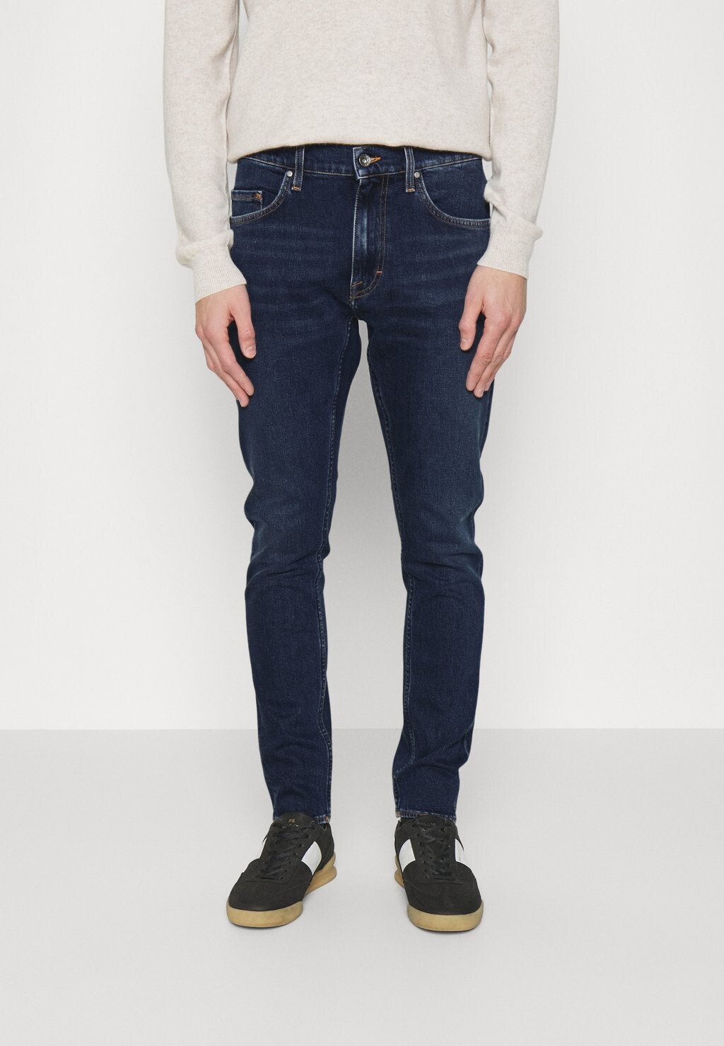 

Джинсы Slim fit Tiger of Sweden