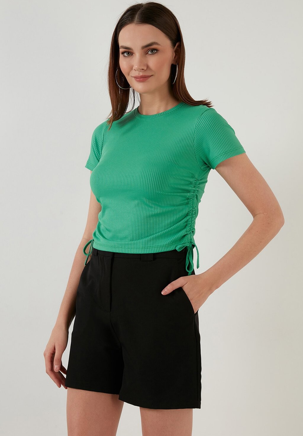 

Блузка LELA