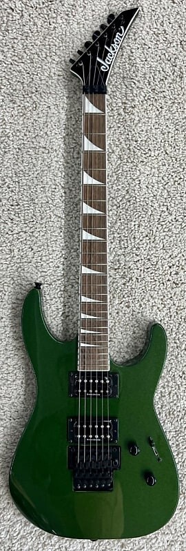 

Электрогитара Jackson Soloist Series SLXM DX, Laurel Fretboard, Manalishi Green w/Floyd Rose