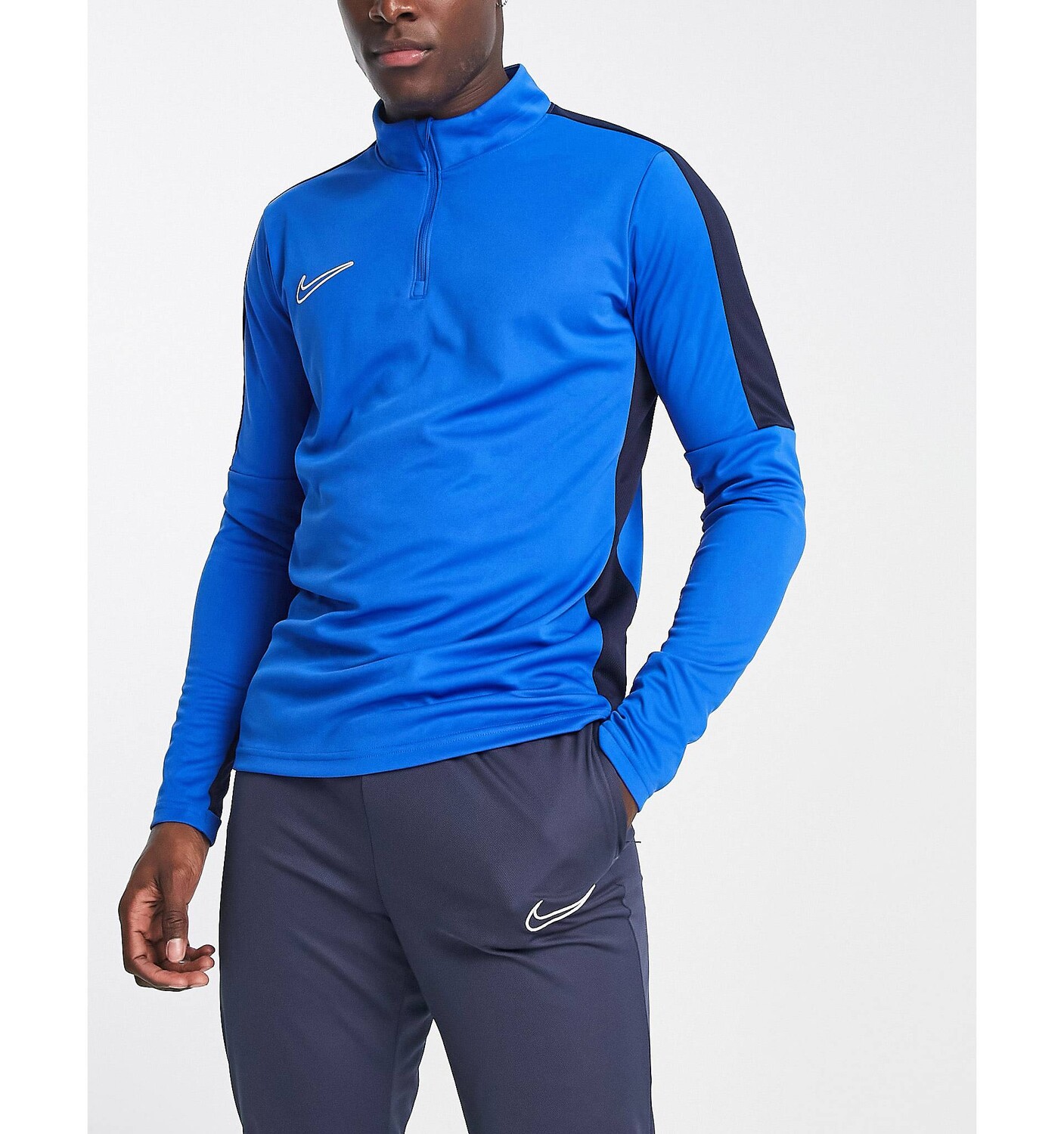 

Ярко-синяя футболка Nike Football Academy Dri-FIT со вставками и молнией до половины
