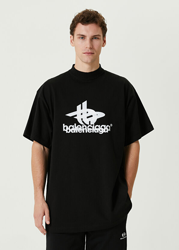 

Черная футболка оверсайз с детальным логотипом Balenciaga, Черный
