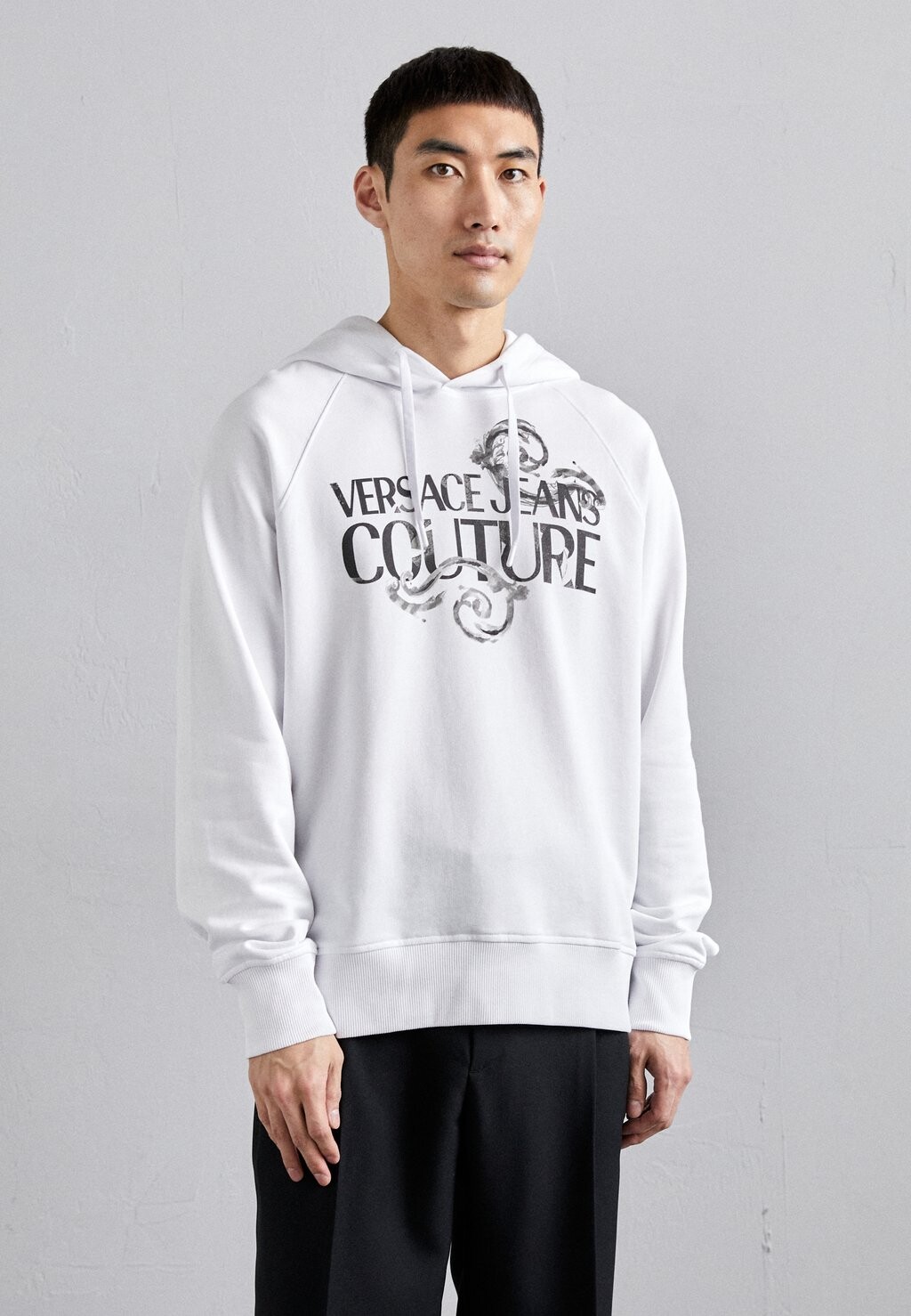 

Толстовка LOGO BAROQUE Versace Jeans Couture, белый