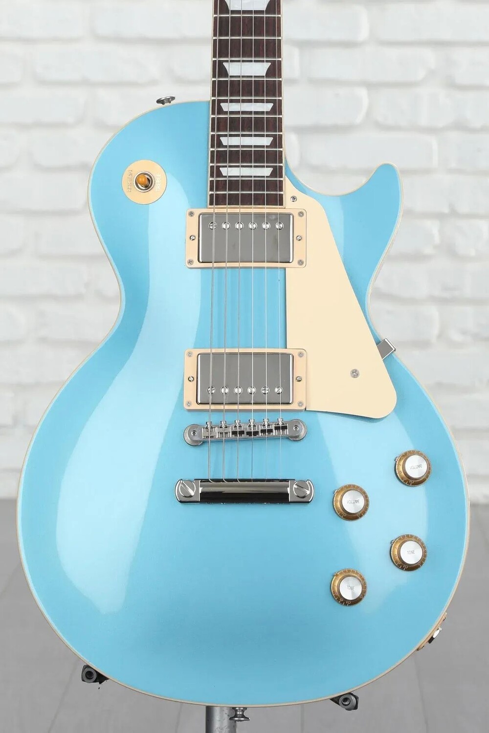 

Новая электрогитара Gibson Les Paul Standard '60s с простым верхом - Pelham Blue