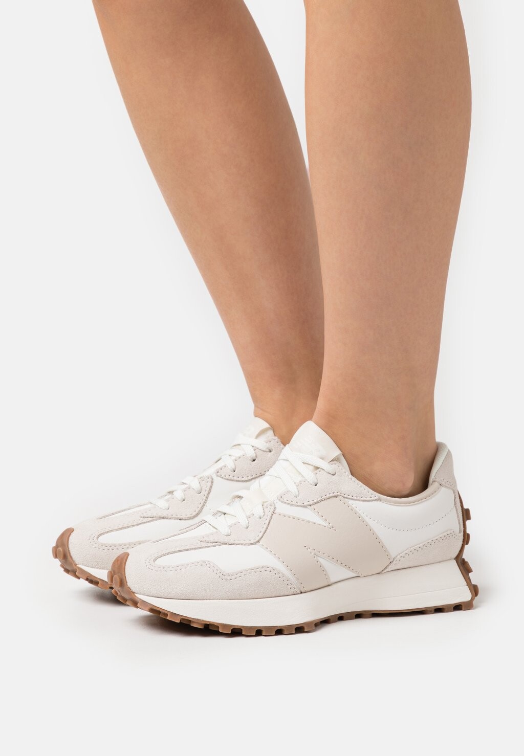 

Кроссовки New Balance