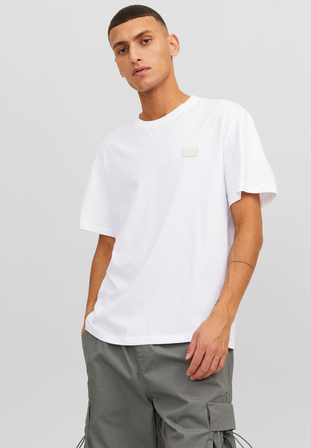 

Базовая футболка CREW NECK Jack & Jones, белый