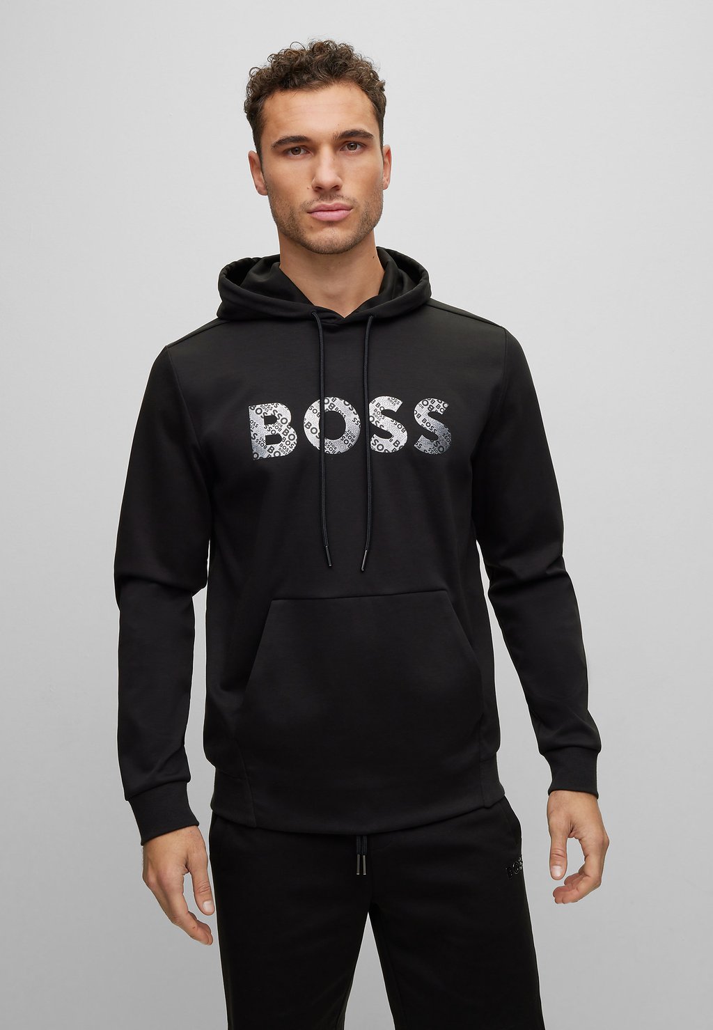 

Толстовка BOSS, черный