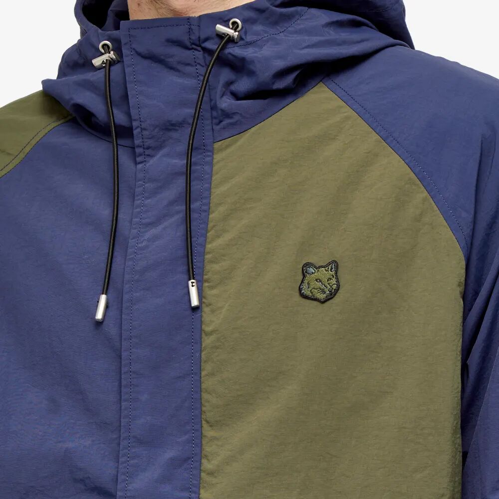

Maison Kitsune Ветровка в стиле колор-блок Tonal Fox Head, зеленый