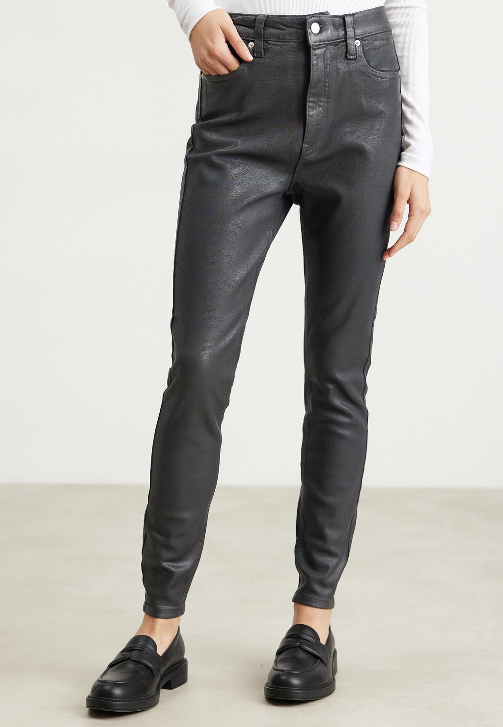 

Джинсы скинни Calvin Klein Jeans, черный деним