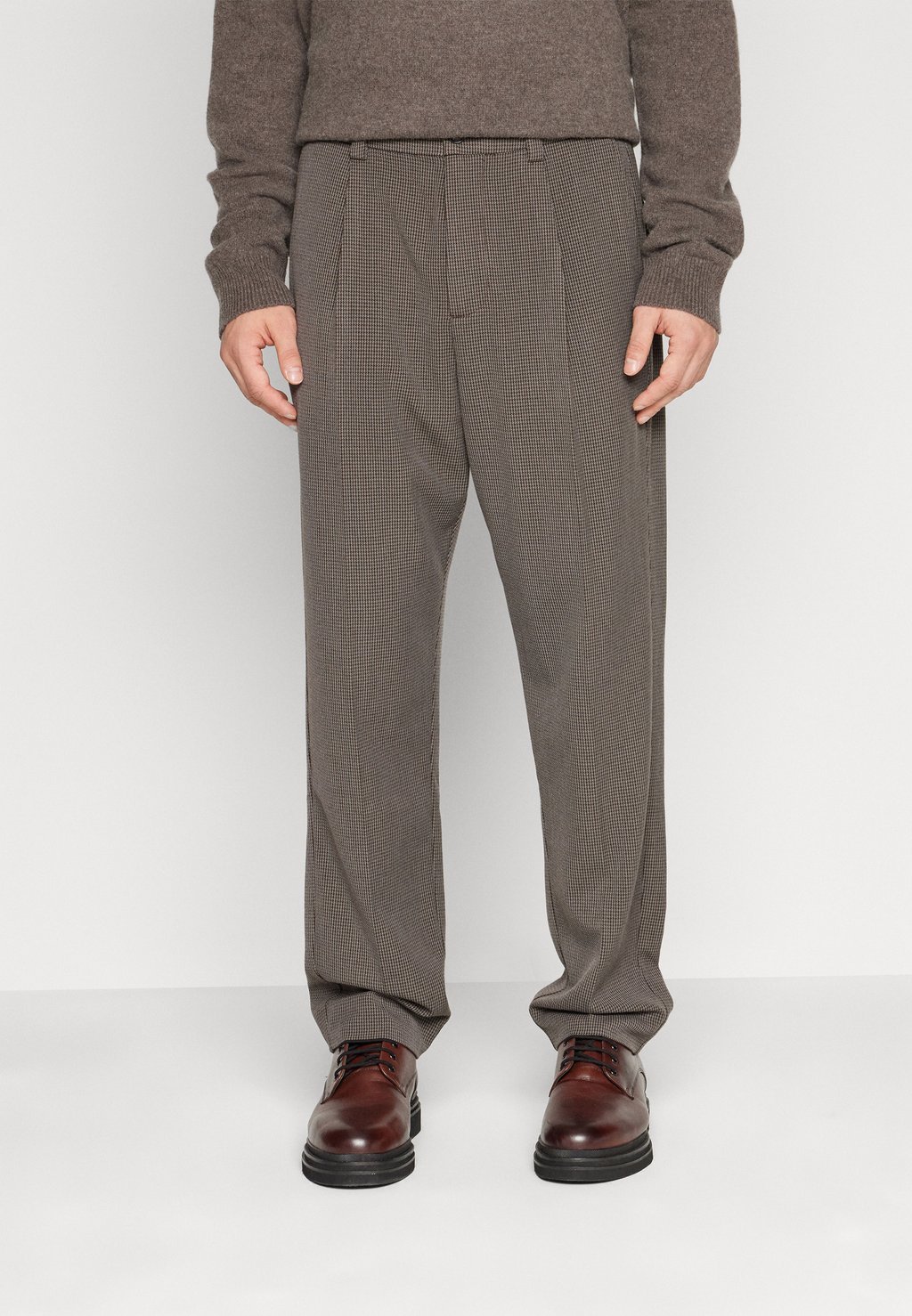 

Брюки Pleated Trouser Abercrombie & Fitch