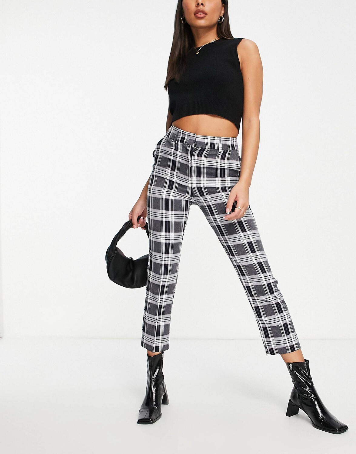 

Темно-синие узкие брюки-сигареты в клетку ASOS DESIGN, Синий
