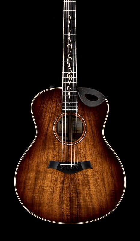 

Taylor K26ce V-Class #42058 с заводской гарантией и чехлом!