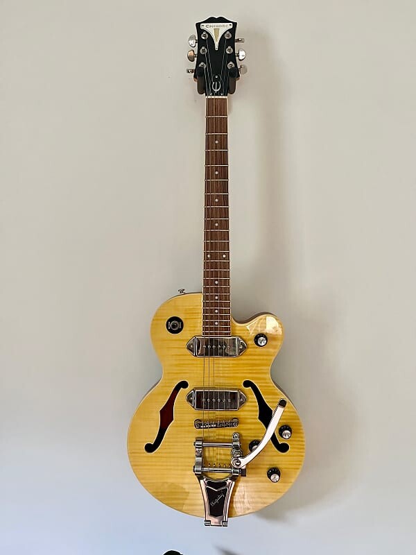 

Epiphone Wildkat 1999 - 2019 Античный Натуральный