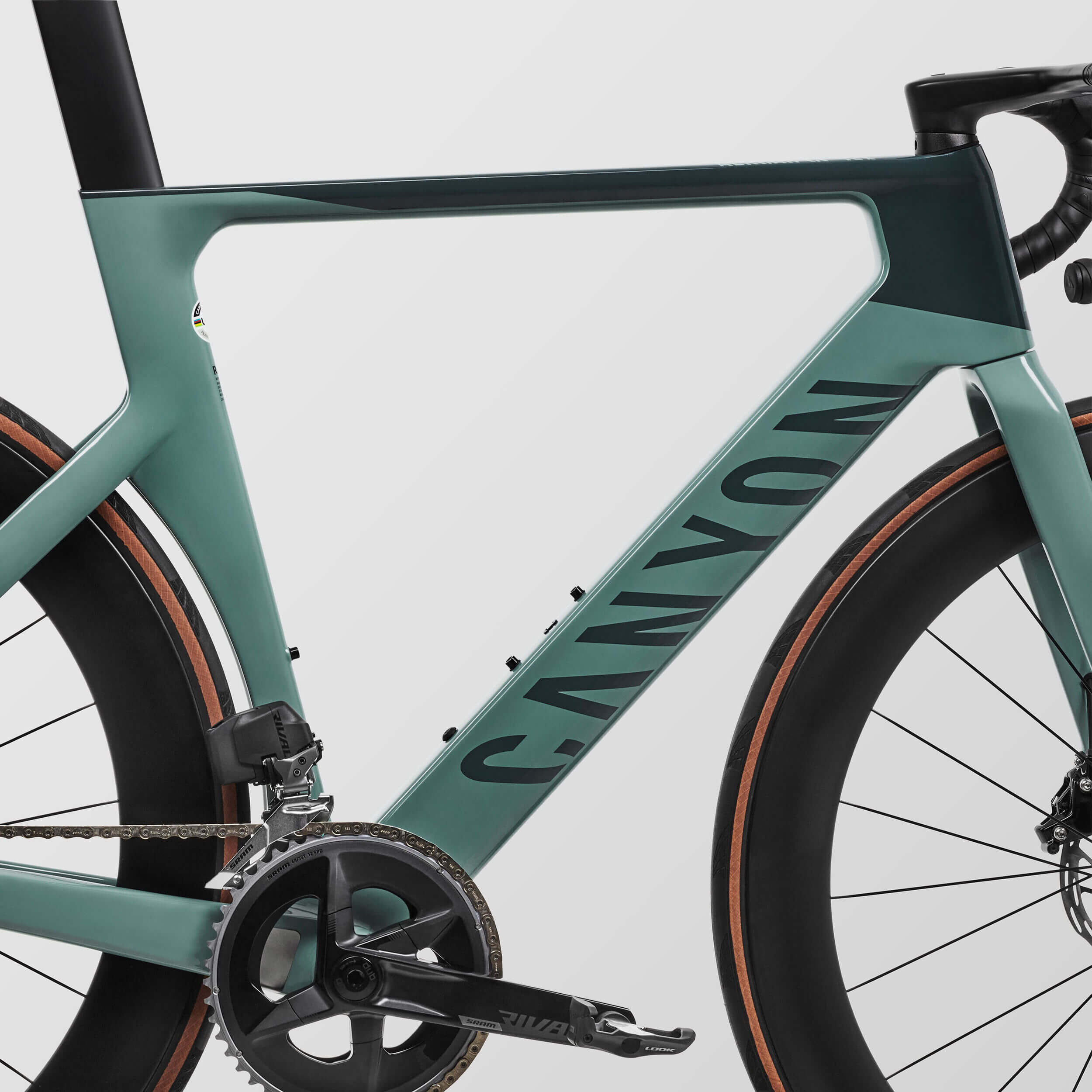 Шоссейный велосипед Canyon Aeroad CF SLX 7 eTap, светло-зеленый – купить  из-за границы через сервис «CDEK.Shopping»