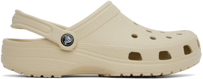 

Бежевые классические сабо Crocs