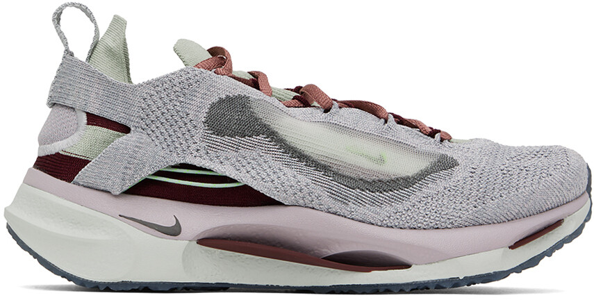 

Серые кроссовки Spark Flyknit Nike