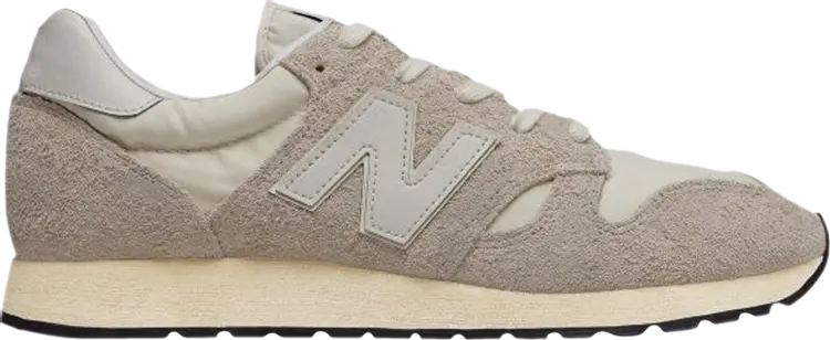 

Кроссовки New Balance 520 'Hairy Suede - Sea Salt', коричневый