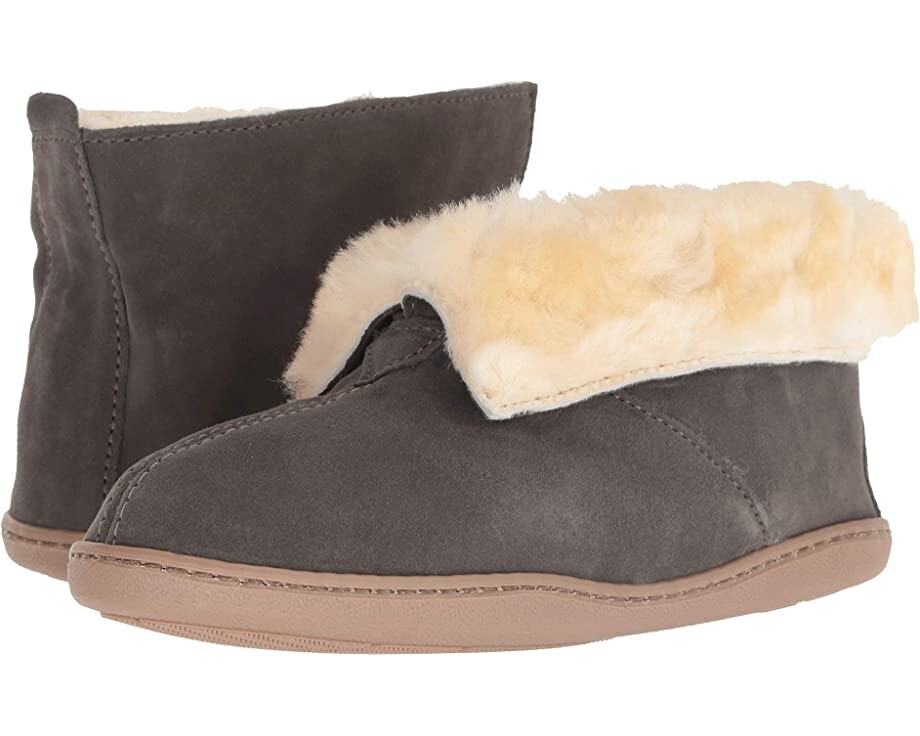 

Слипперы Sheepskin Ankle Boot Minnetonka, серый