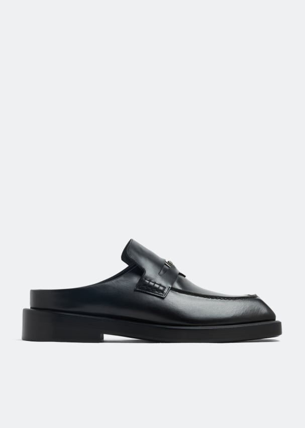 

Слиперы VERSACE Square toe slippers, черный