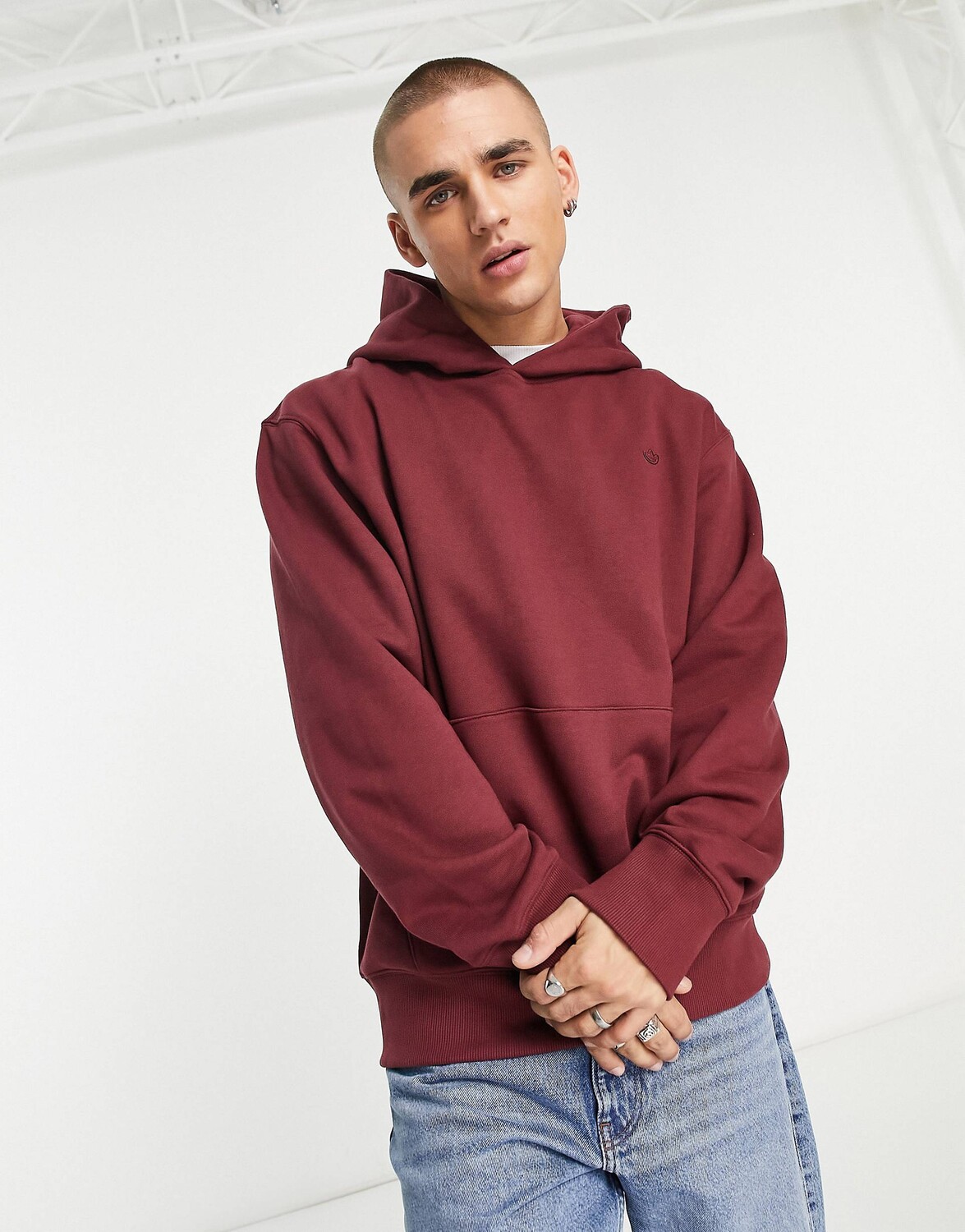 

Темно-красная худи adidas Originals Trefoil Essentials