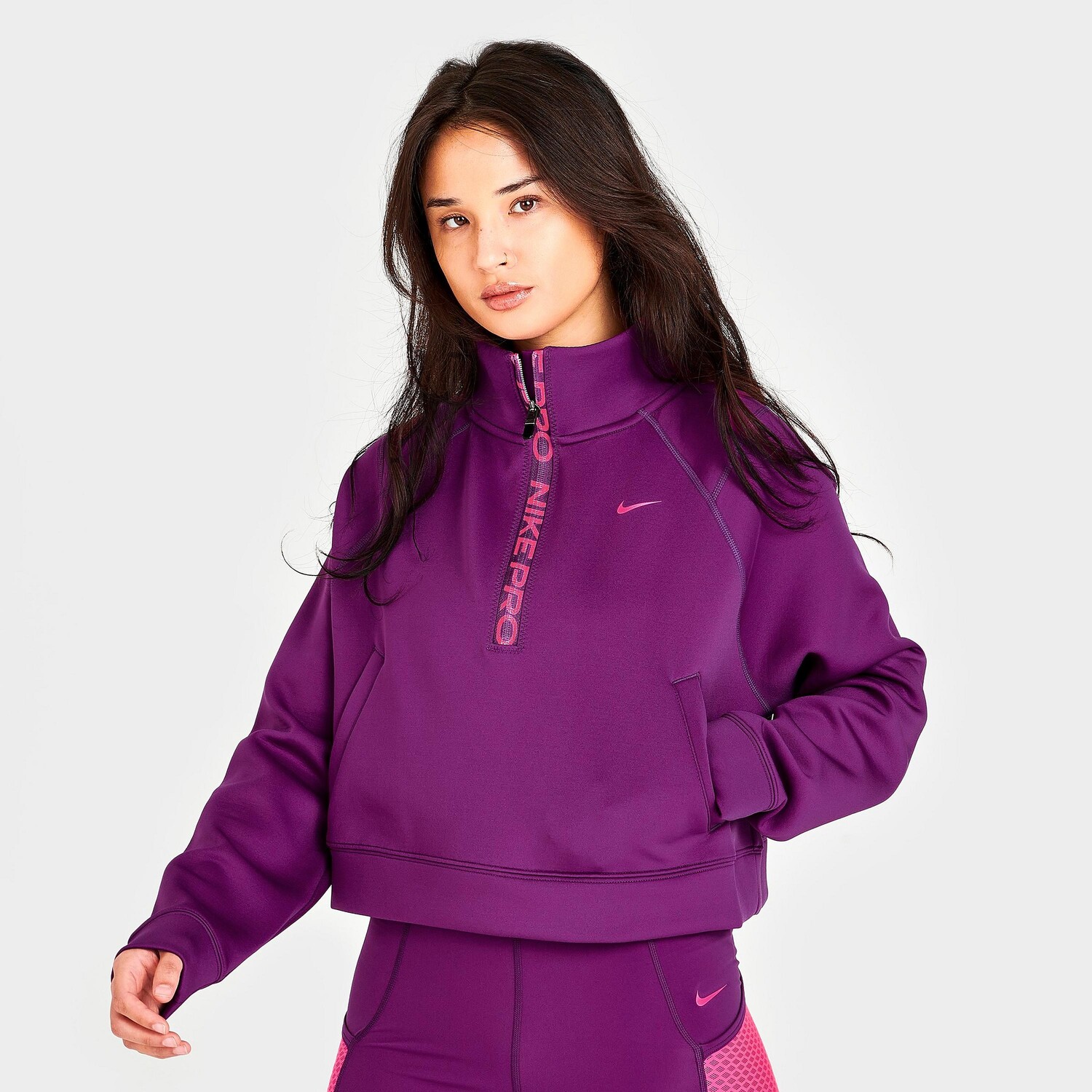 

Женская футболка для тренинга Nike Pro Dri-FIT с молнией до половины, фиолетовый