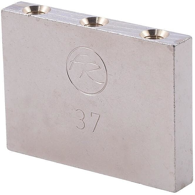 

Оригинальный блок тремоло Floyd Rose 37 мм. ФРОТБ37П FROTB37P