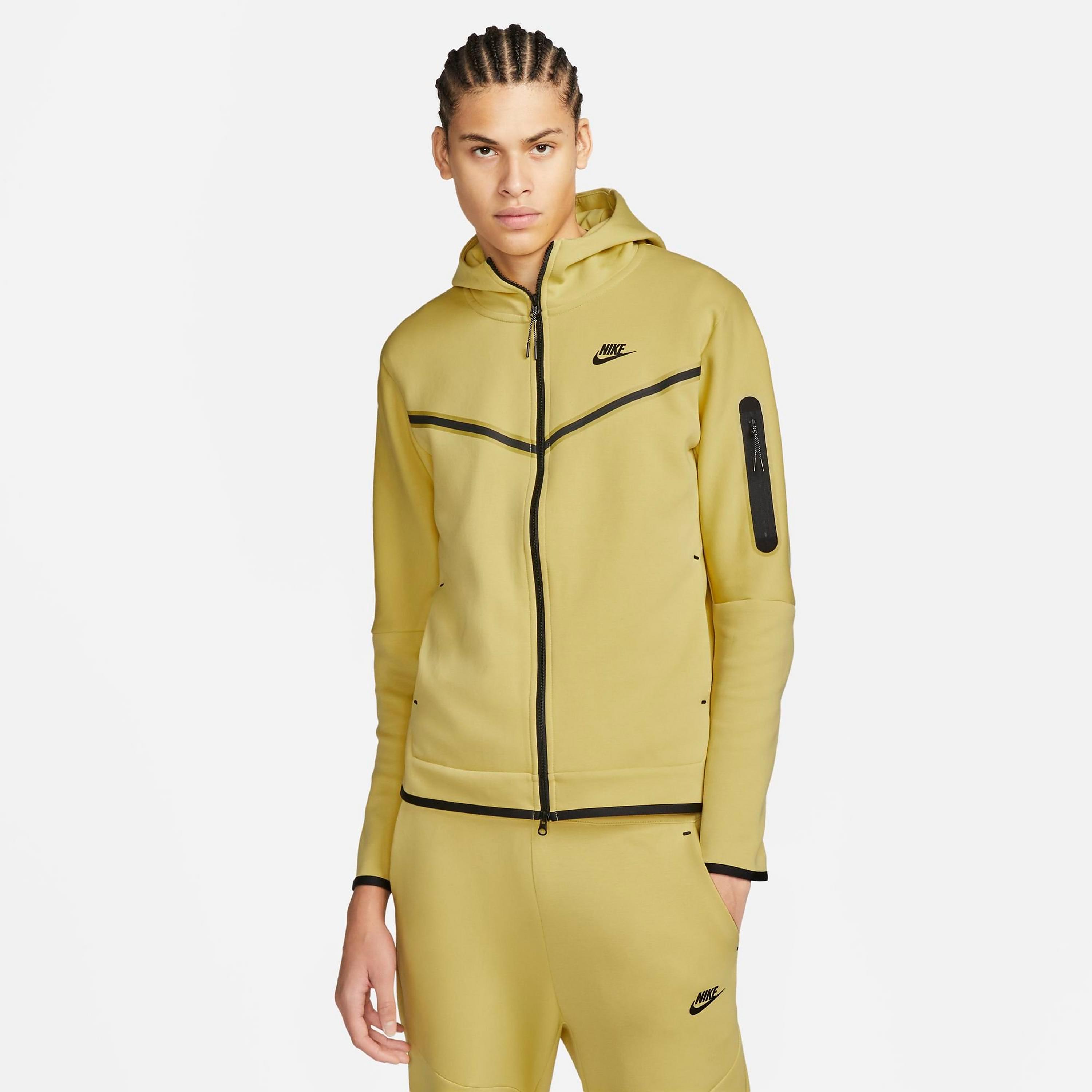 Nike Tribute track Suit