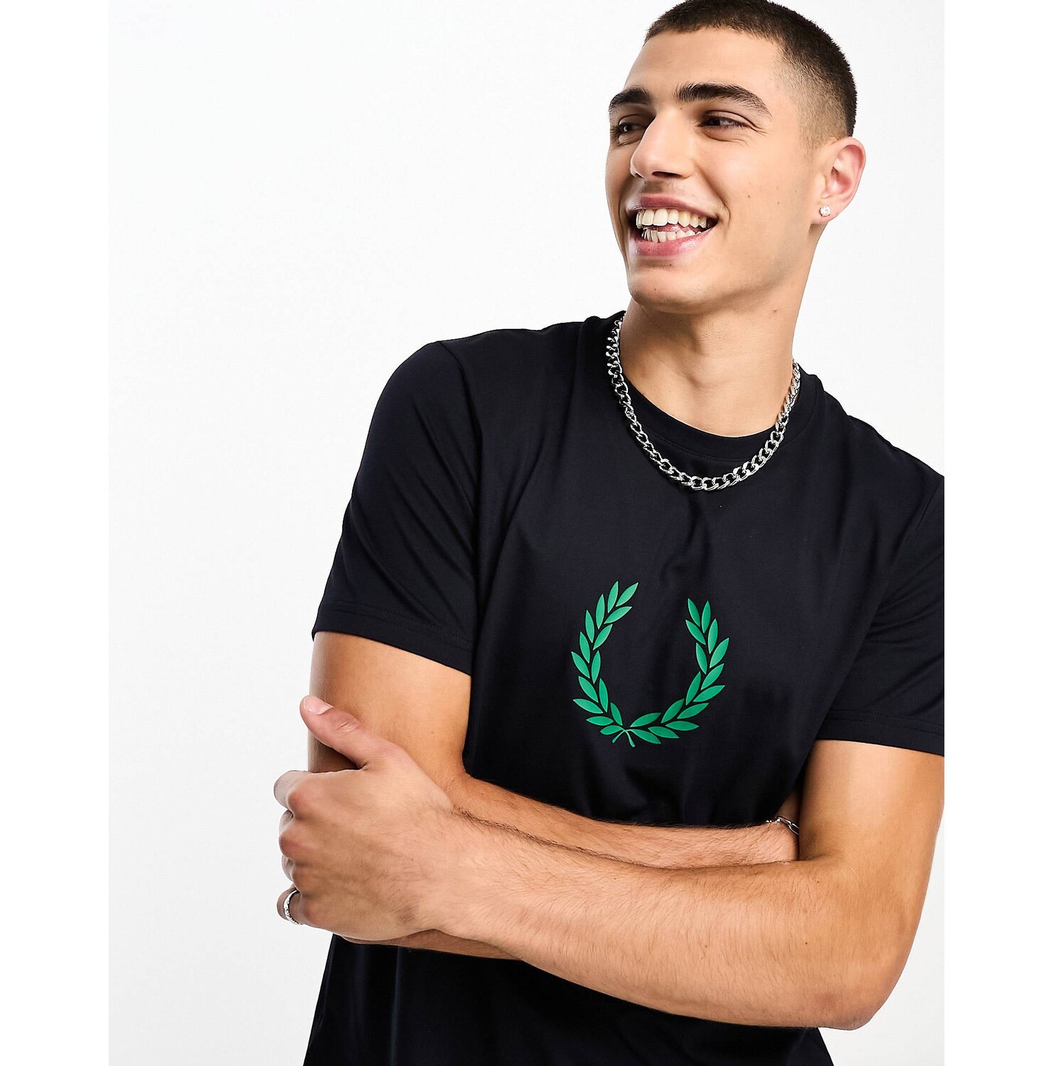 

Футболка Fred Perry Laurel Wreath Graphic, синий