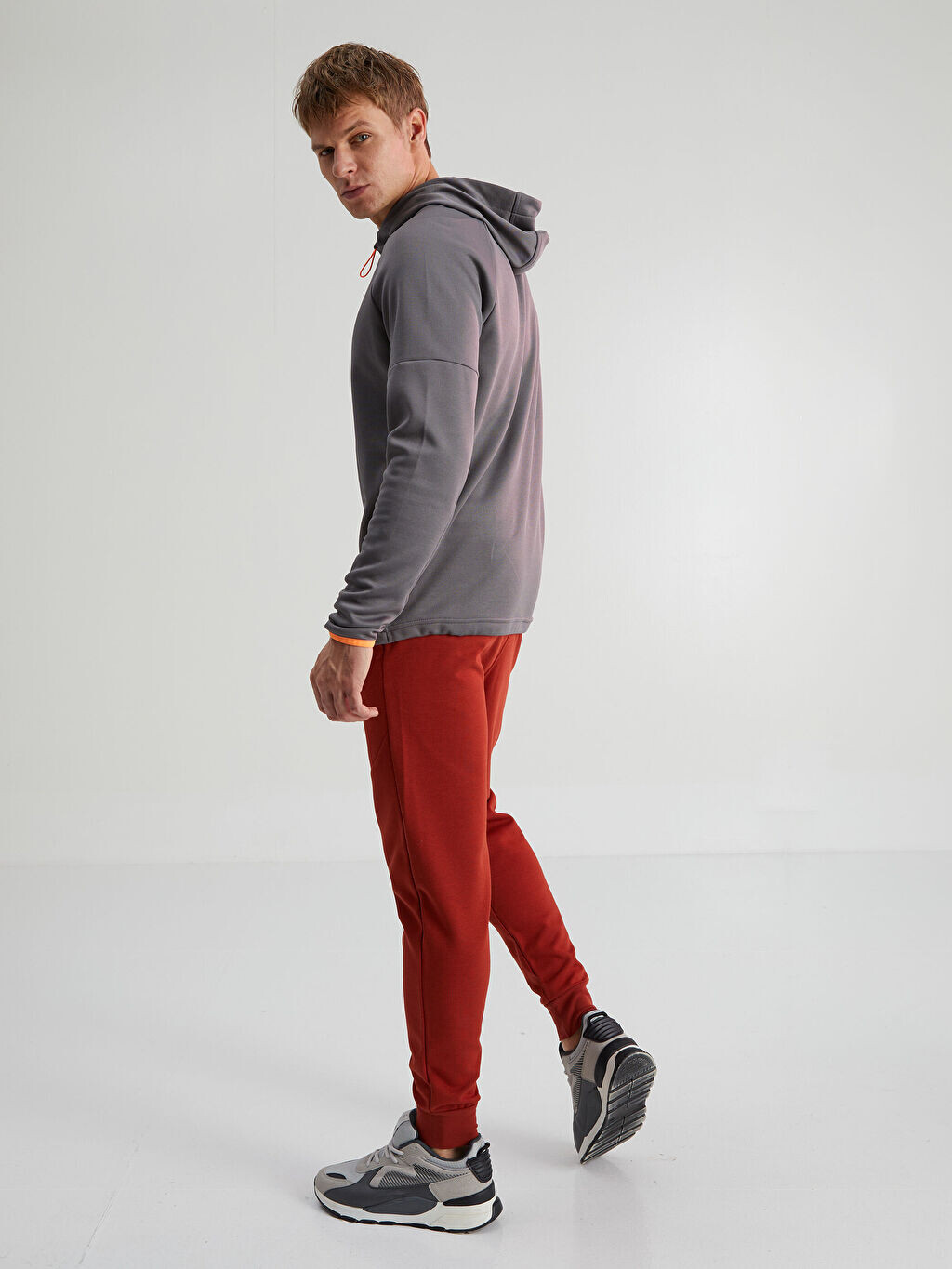 

Мужские спортивные штаны Slim Fit Jogger LCW Active