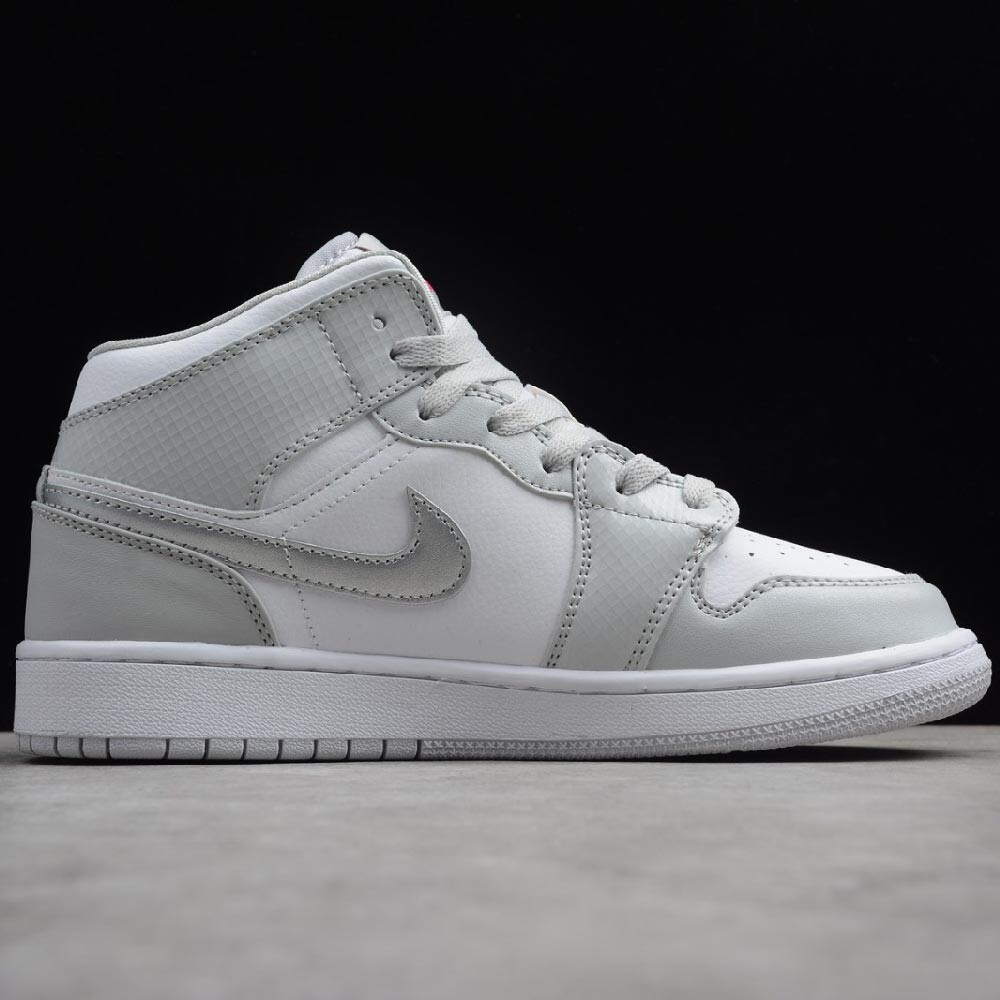 

Кроссовки Air Jordan 1 Mid GS Grey Fog Deadly Pink, серый/белый