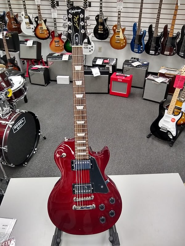 

Epiphone Les Paul Studio винно-красный
