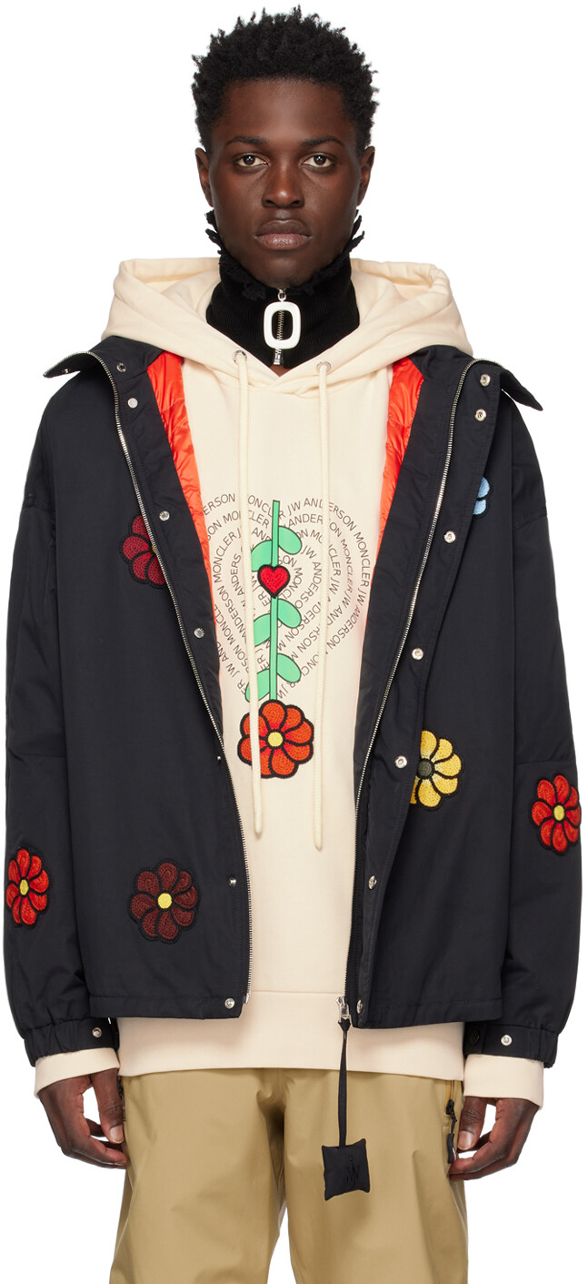 

1 Moncler JW Anderson Черный пуховик Delamont Moncler Genius