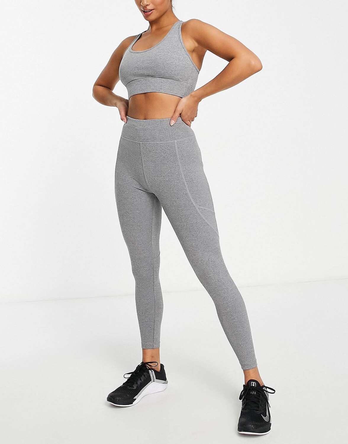 

Леггинсы с завязками на талии и карманом ASOS 4505 Petite icon, Серый