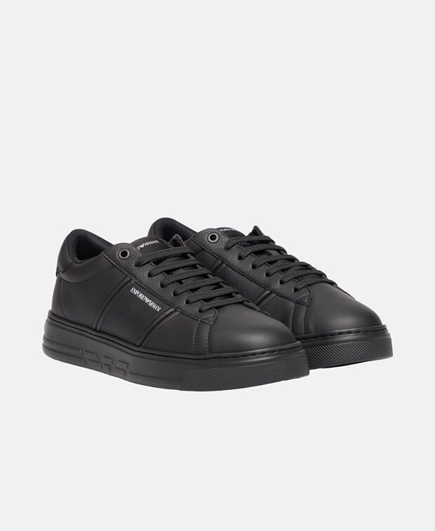 

Кроссовки Emporio Armani, черный