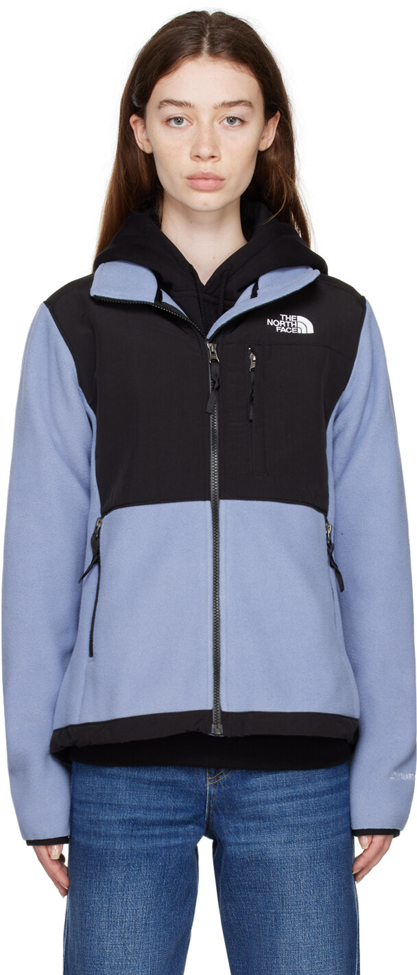 

Синяя куртка Денали The North Face