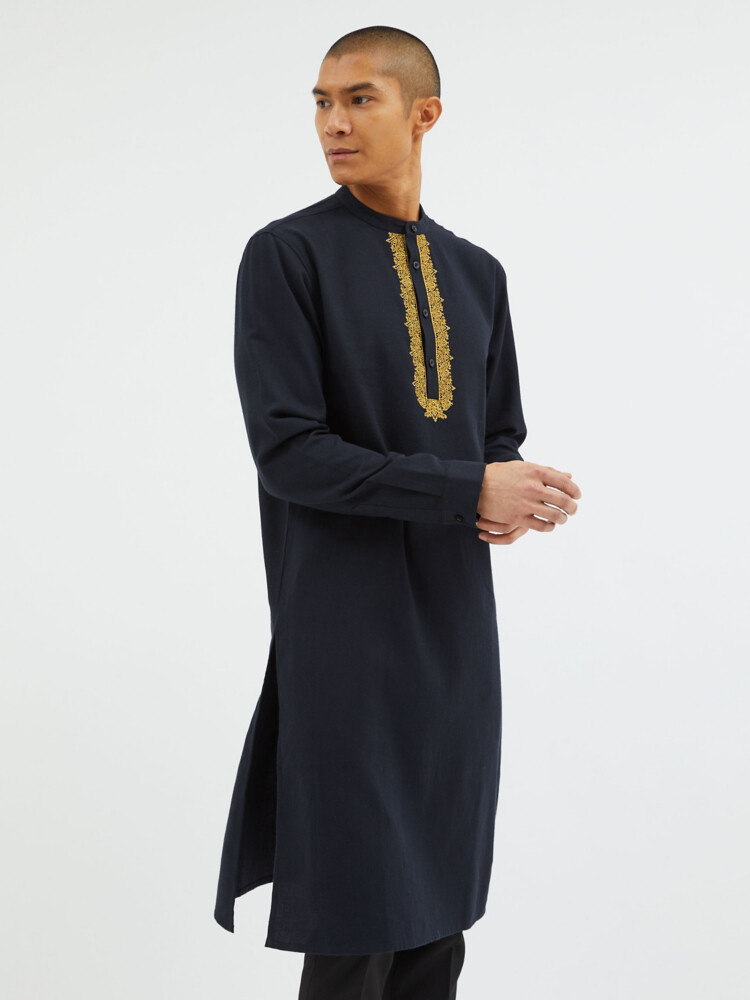 

Черная длинная рубашка с длинным рукавом Eid George., черный
