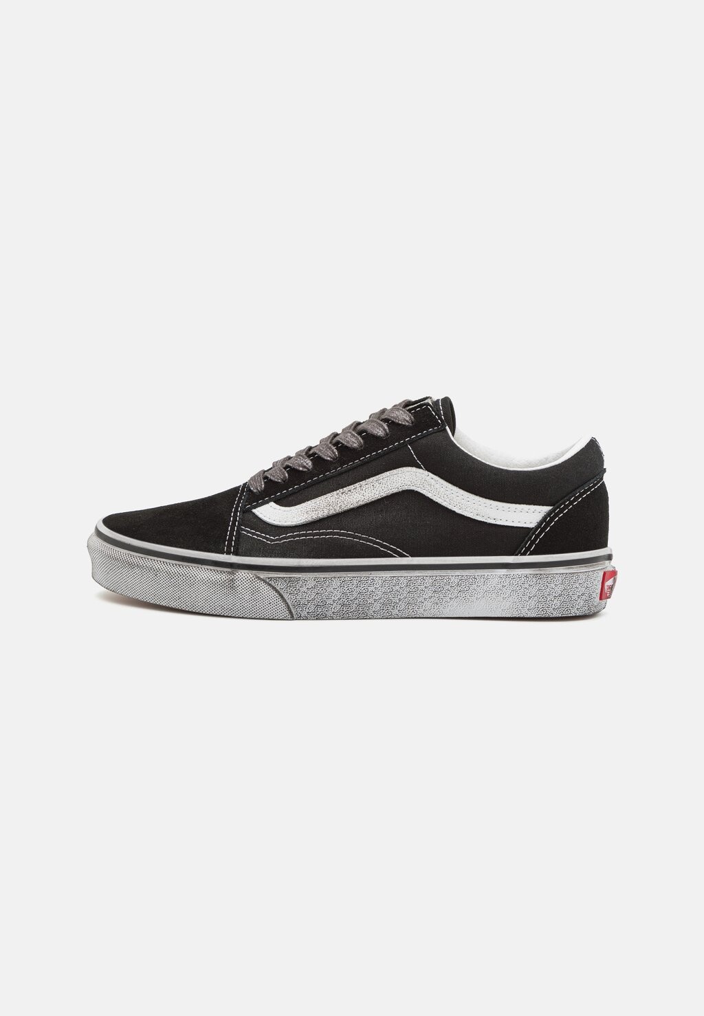 

Кроссовки Vans