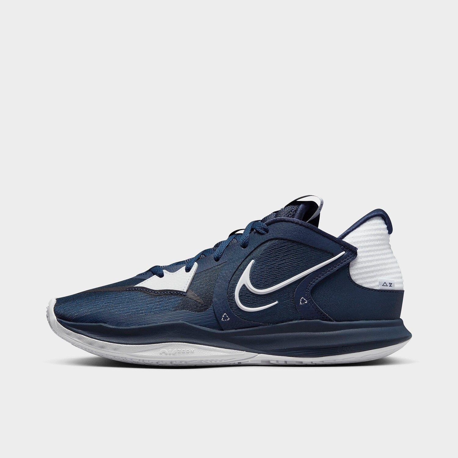 

Баскетбольные кроссовки Nike Kyrie 5 Low Team, синий