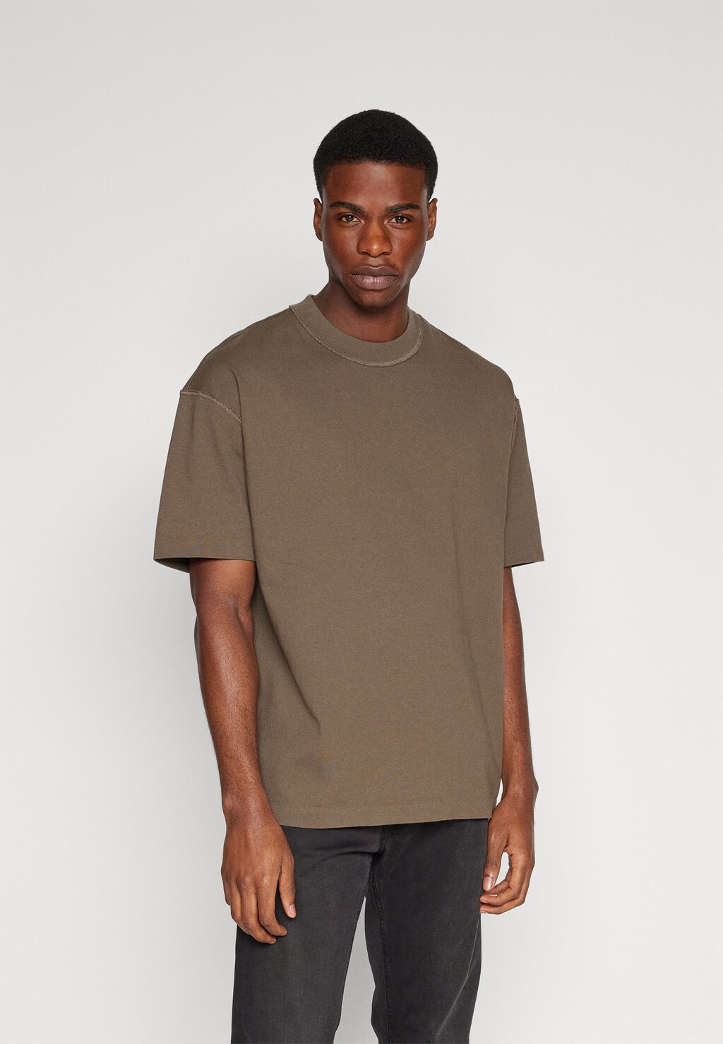 

Футболка базовая Isac Crew AllSaints, цвет tea leaf green
