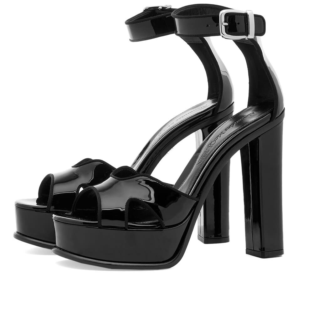

Сандалии Alexander McQueen Patent Platform Sandal